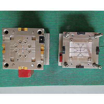 Moule à bouton en plastique fabricant Chine
