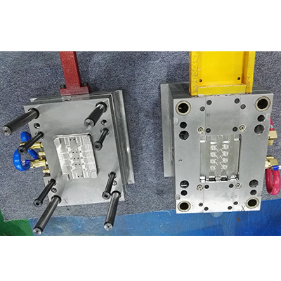 Composant en plastique de la diode automobile 8 cavités moule d'injection
