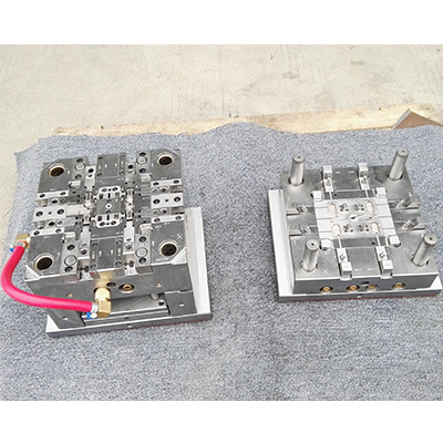 Moule d'injection automobile professionnel pour fusibles de cartouche
