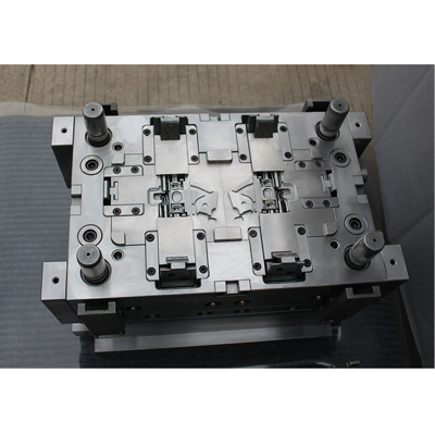 Moule d'injection plastique pour pièces de moulage en plastique