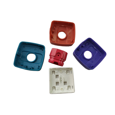 Moulage par injection plastique de petites pièces